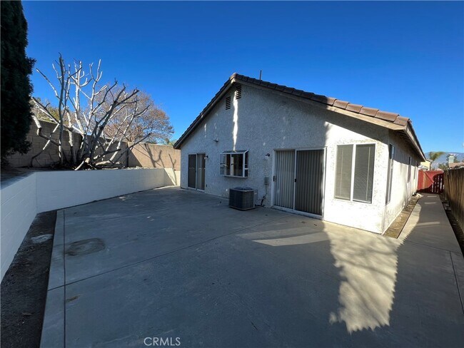 Building Photo - 26153 Merrill Pl
