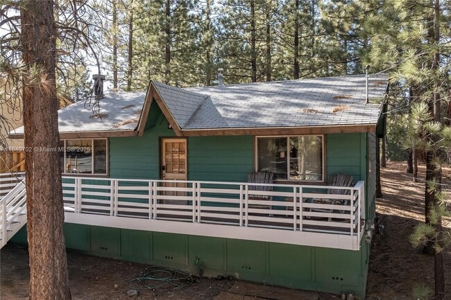 Building Photo - 448 Quail Dr