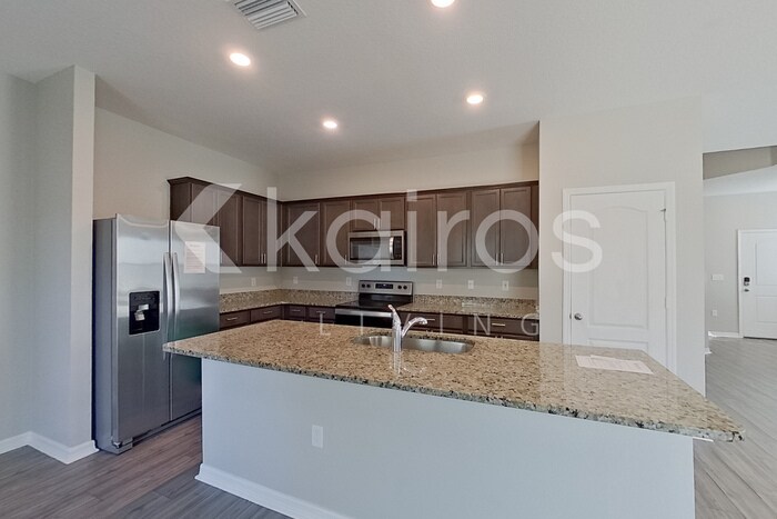 Building Photo - 30161 Fedora Cir
