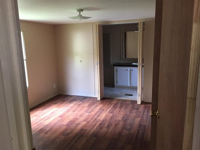Building Photo - 30 Volewood Ln