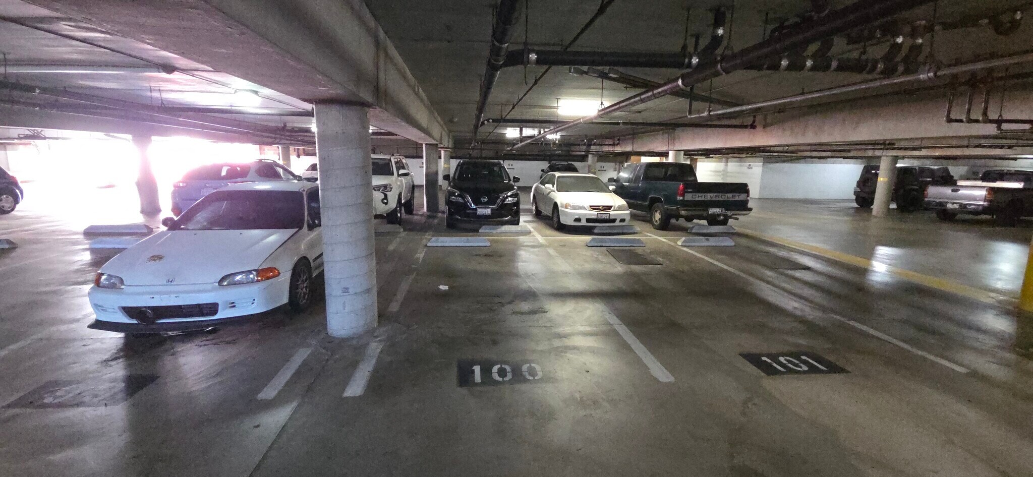 Building Photo - 376 Center St