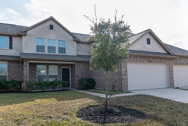 Building Photo - Bavaria - 12222 Ghita Ln, Houston, TX, 77044