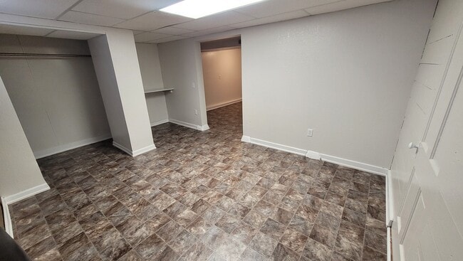 Building Photo - 310.3