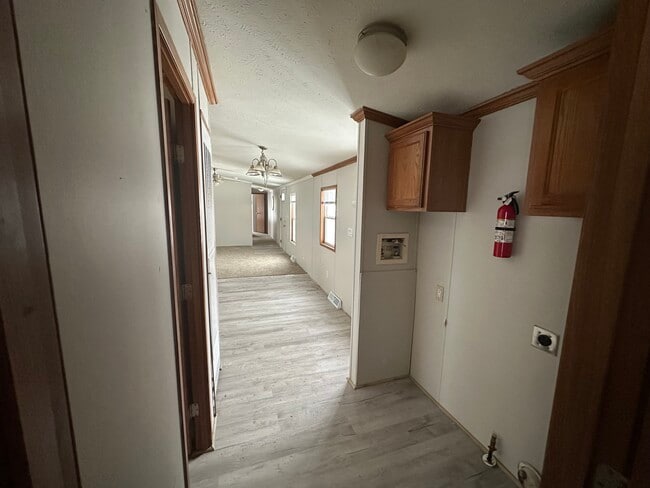 Building Photo - 249 E Birdsall-