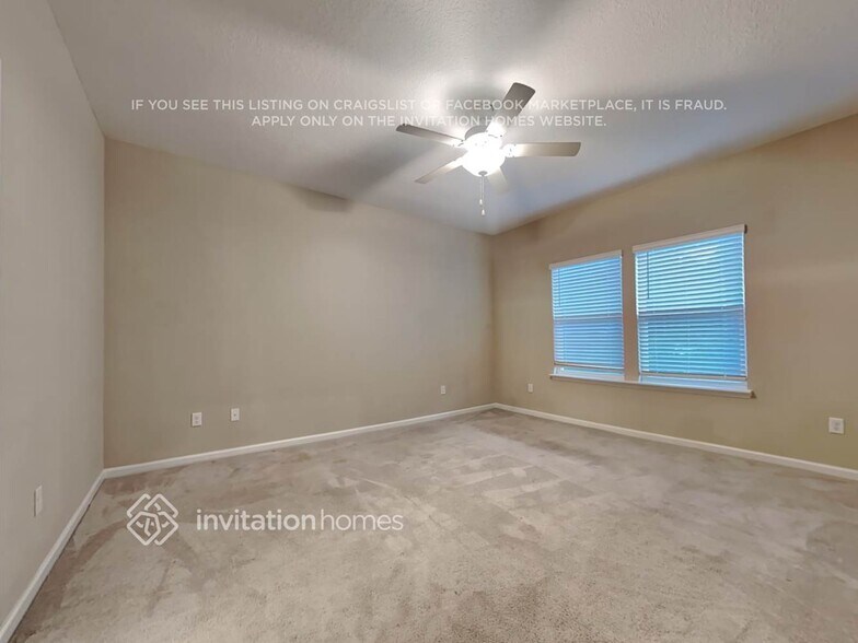 Building Photo - 9754 Lovage Ln