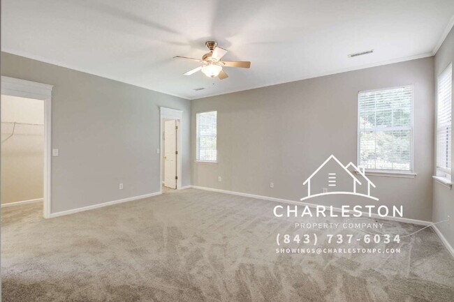 Building Photo - 6040 Fieldstone Cir