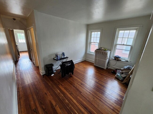 Building Photo - 2310 Hoffer Ave