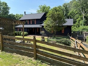 Building Photo - 3507 Stoney Hill Rd