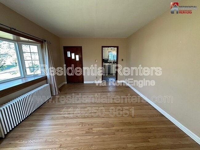 Building Photo - 1320 Wilson Dr