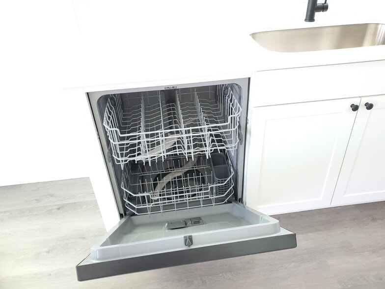 Building Photo - 818 Berry Rd