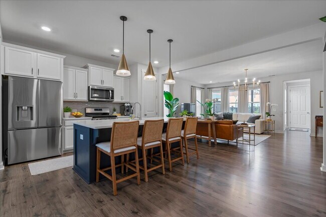 Building Photo - 1011 Swamp Harrier Ave