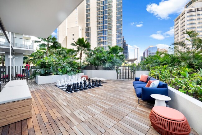 Building Photo - 1388 Kapiolani Blvd