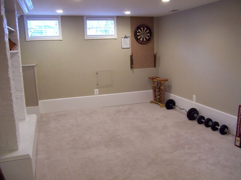 Basement Bedroom - 730 South Clinton Street