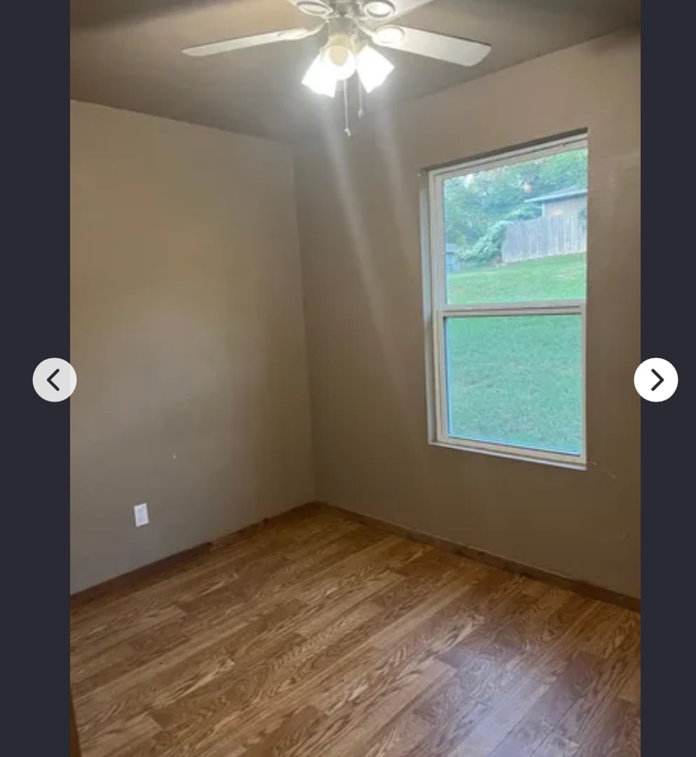 Building Photo - 194 N Centennial Ave