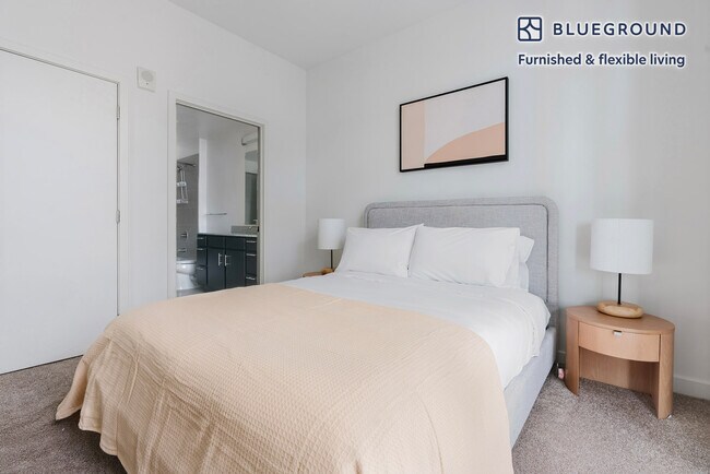 Building Photo - 4918 St Elmo Ave