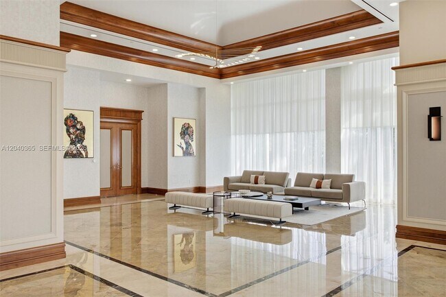 Building Photo - 16500 Collins Ave