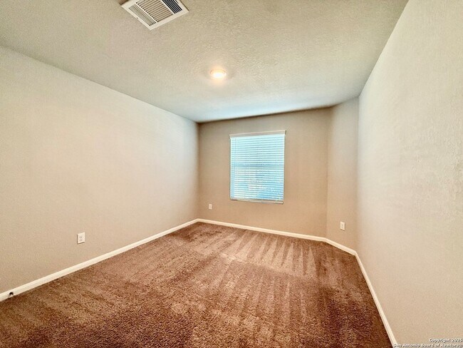 Building Photo - 8127 Glasgow Dr