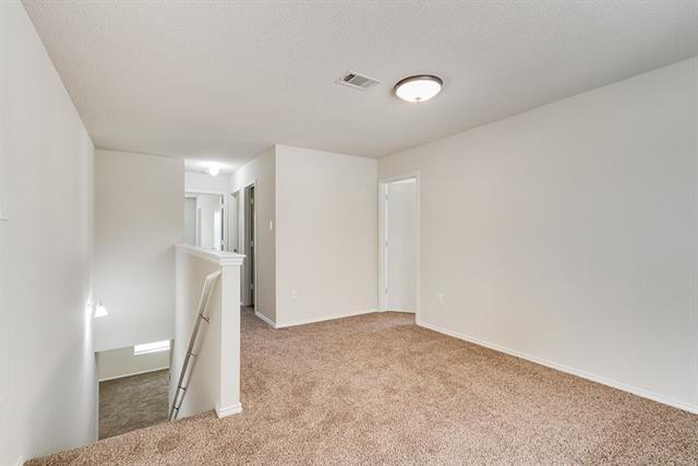 Building Photo - 937 Canary Dr