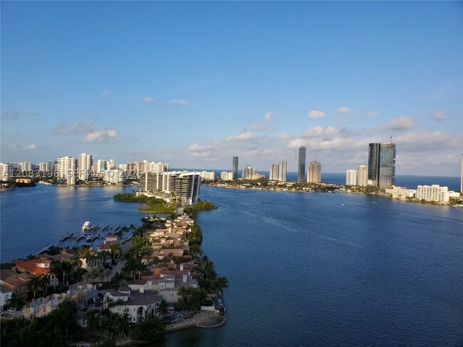 Building Photo - 3000 Island 2603 Is