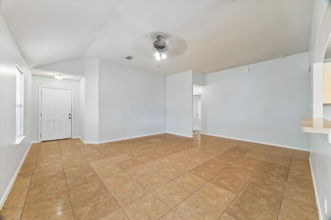 Building Photo - 19715 Billineys Park Dr