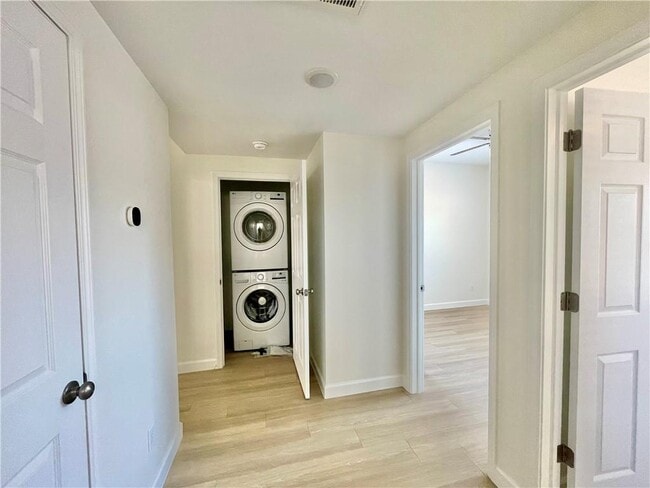 Building Photo - 506 Park St