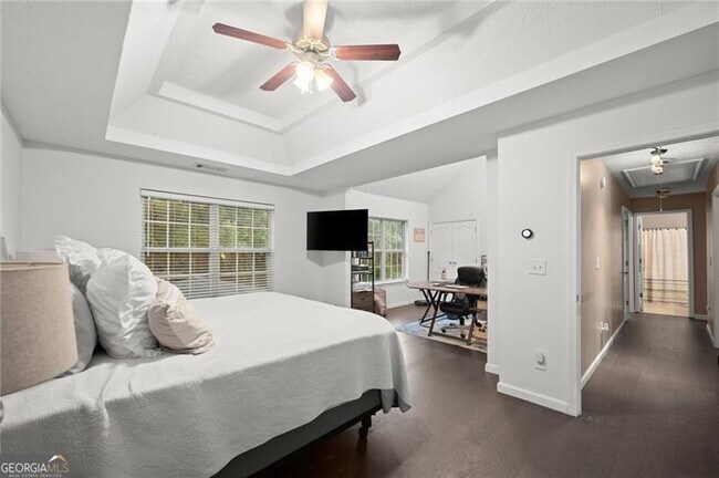 Building Photo - 4945 Cottonwood Tr