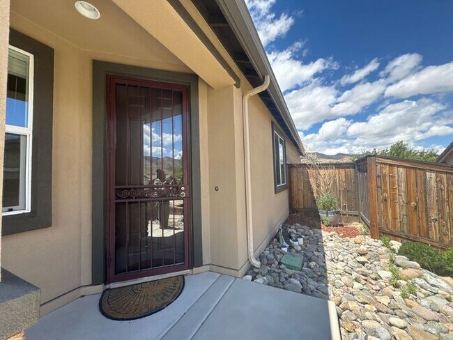 Building Photo - 55 + Community - 2 Bedroom Somersett Home - AVAILABLE 7/6!