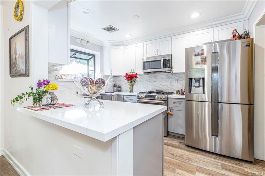 Building Photo - 2313 Hollister Ter