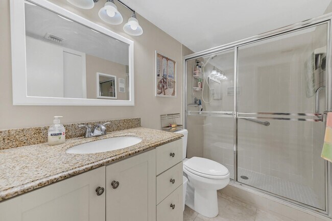 Building Photo - 15465 Lakes of Delray Blvd