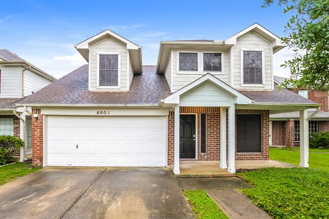 Building Photo - 6602 Bluebottle Ln