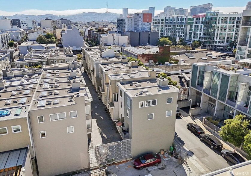 Building Photo - 28 Jennifer Pl