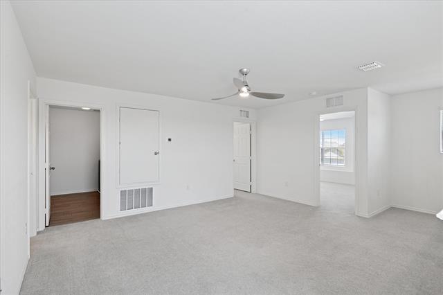 Building Photo - 14020 Earlham St