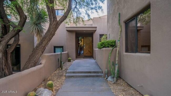 Building Photo - 9165 E Sunflower Ct