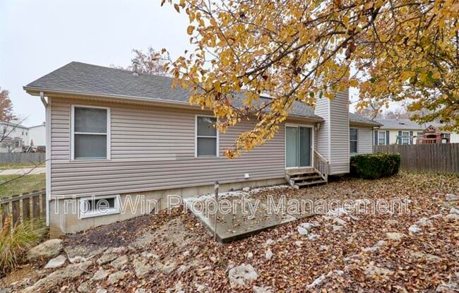 Building Photo - 121 Walnut Hill Dr