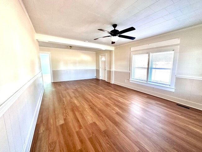 Building Photo - 2278 Old Creek Rd