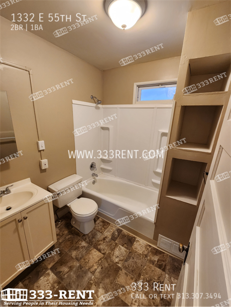 Building Photo - 1332 E 55th St