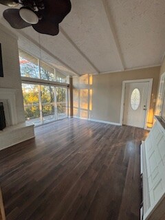 Building Photo - 833 E Cumberland Dr