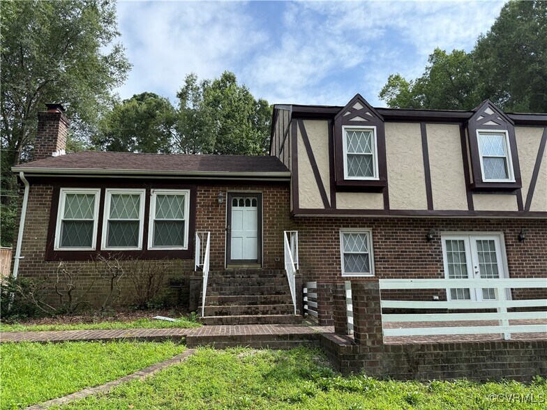 Primary Photo - 8535 Old Spring Rd