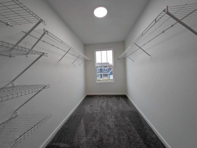 Building Photo - 865 Ping Ln