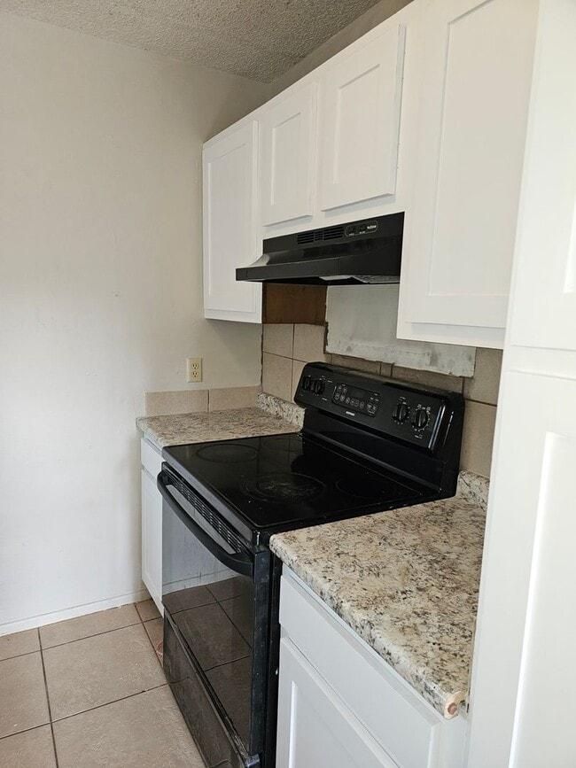 Building Photo - Available Now!