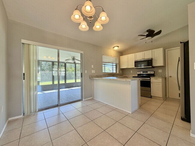 Building Photo - 12258 Foothill St