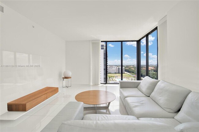 Building Photo - 5300 Paseo Blvd