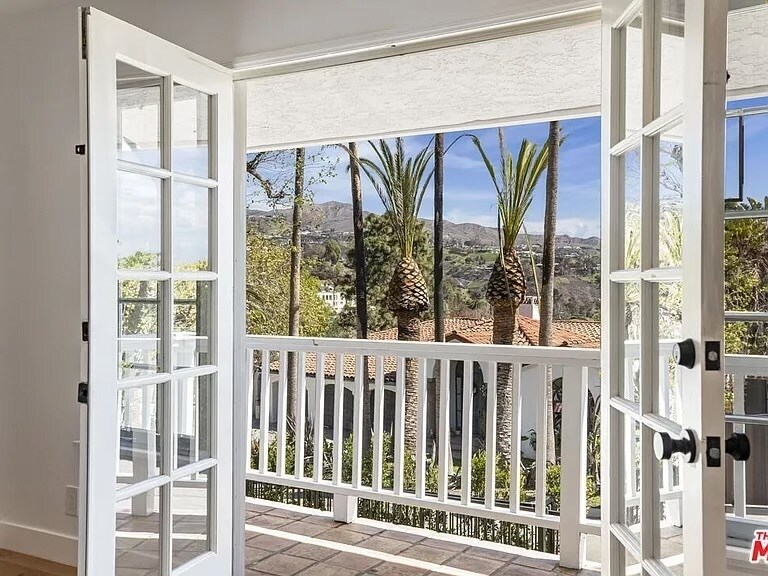 Building Photo - 17481 Tramonto Dr