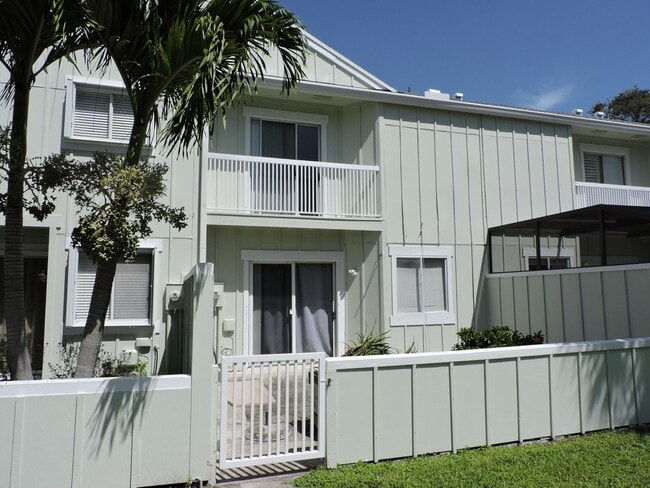 Building Photo - 6239 Riverwalk Ln