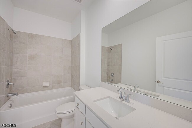 Building Photo - 20601 Hazelnut Ct