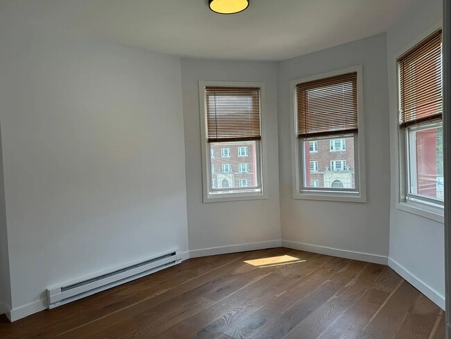 Building Photo - 6223 Wayne Ave