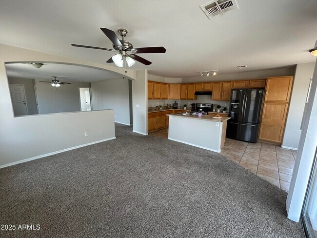 Building Photo - 15070 N 150th Ln