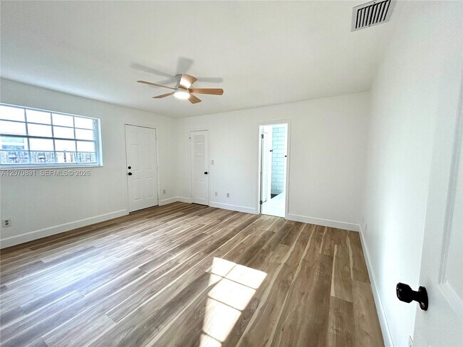 Building Photo - 13971 SW 112th St