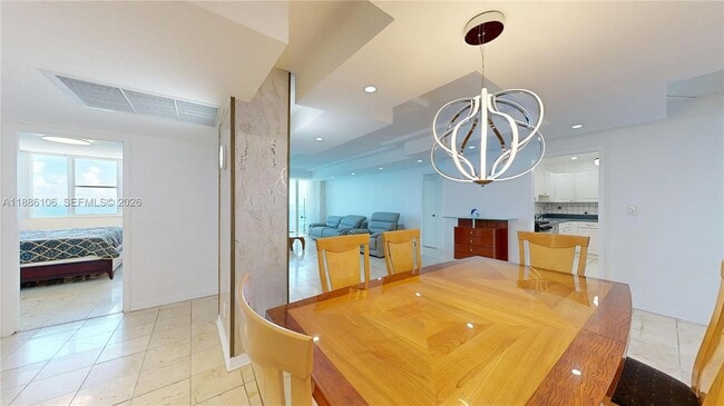 Building Photo - 3140 S Ocean Dr