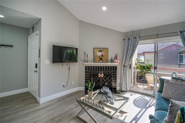 Building Photo - 10263 Gandy Blvd N